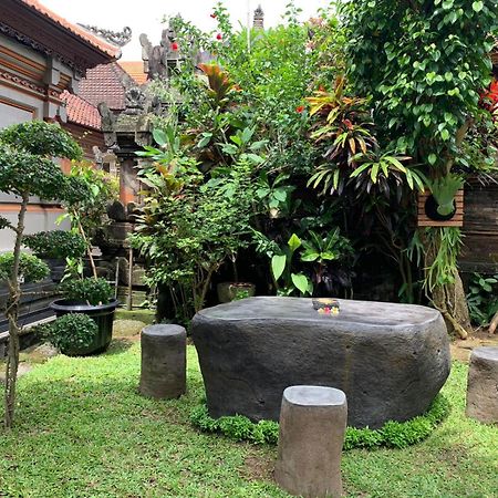 Mulan Dini House Lägenhet Ubud Exteriör bild